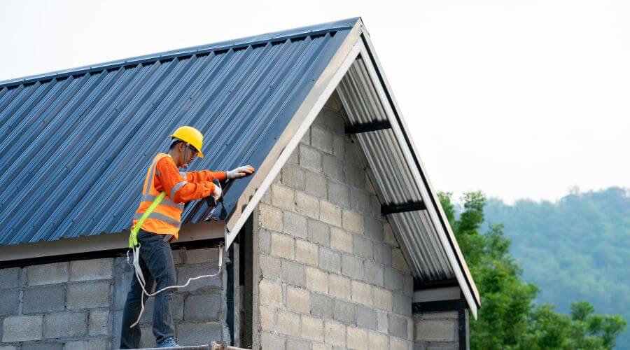 Professional New roof installation in Thurman, IA